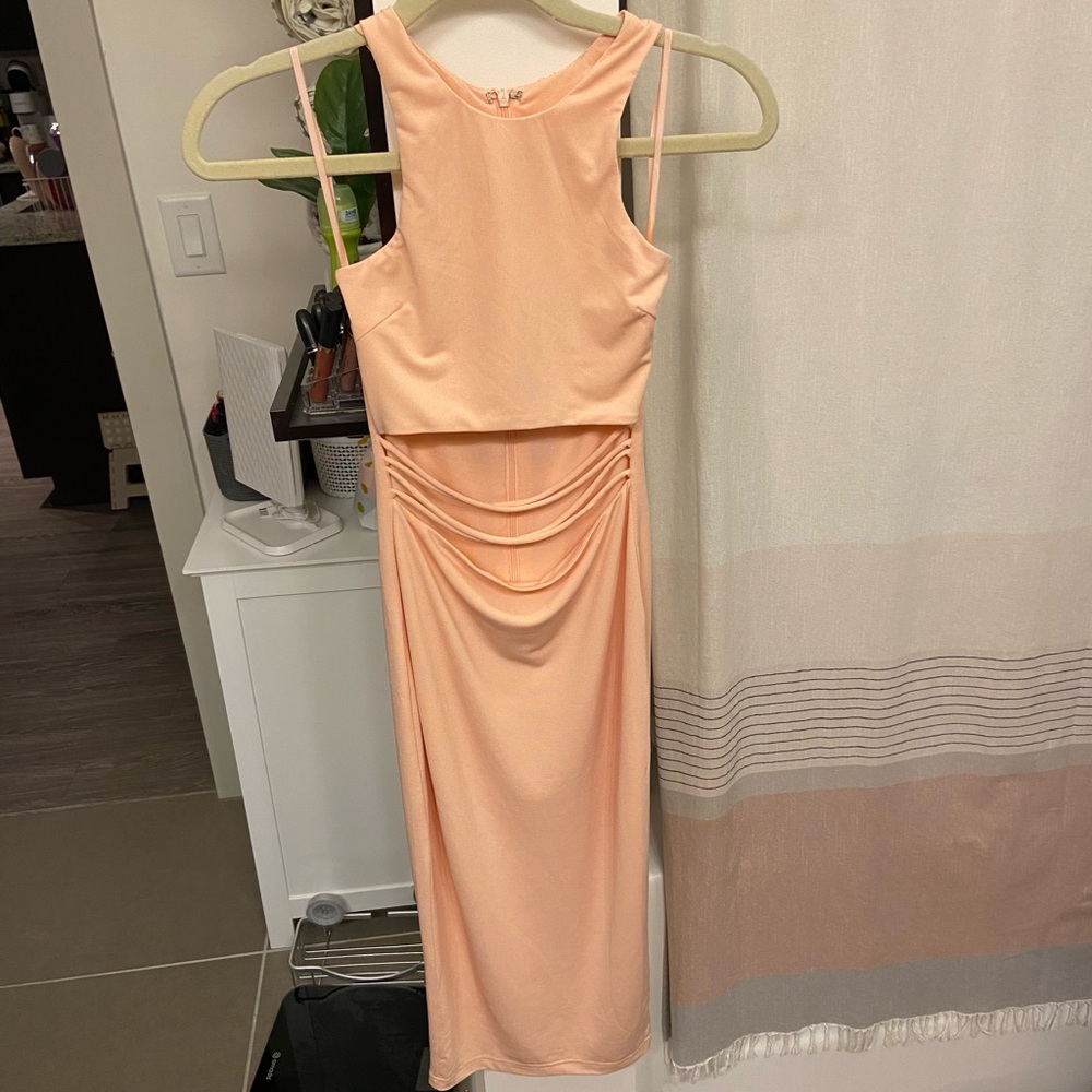 Hot Miami Styles Blush High Neck with a Cut Out Midi Dress NWOT